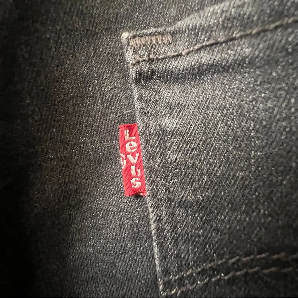 Levi’s classic mid rise skinny size 8 - Picture 9 of 11